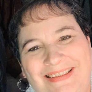 Meet your Posher, Kelli